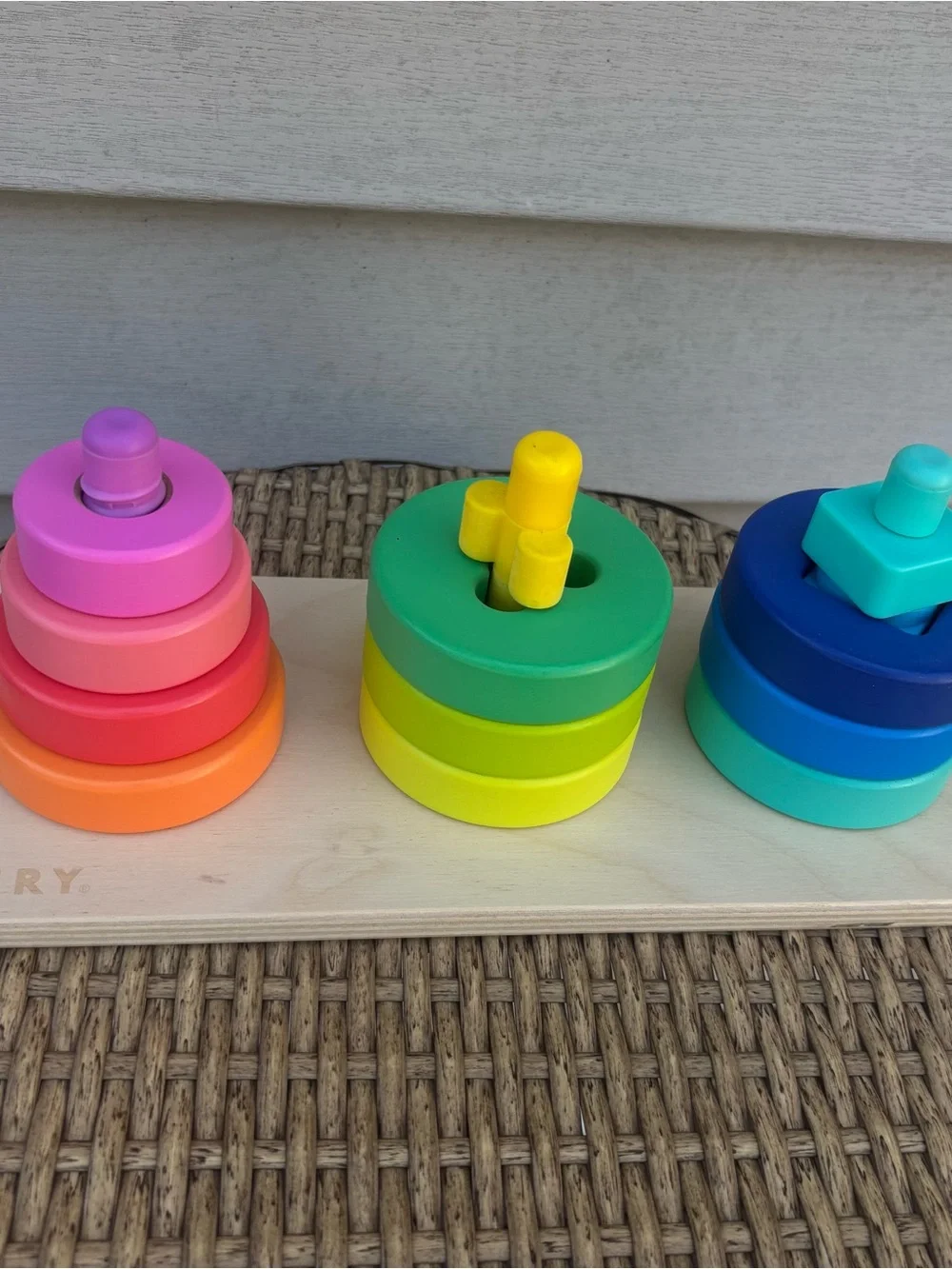 Lovevery Twist & Pivot Pattern Puzzle Wooden Montessori Toy The Investigator
